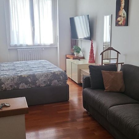 Apartamento Incentrho Exterior foto